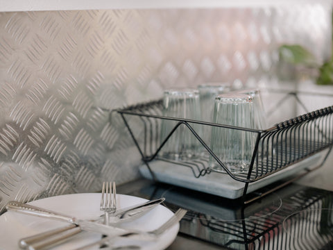 Dish drainer